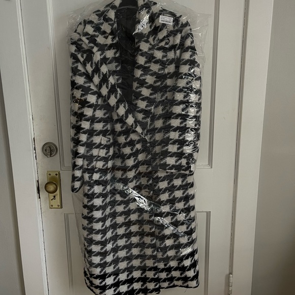 Houndstooth Long Maxi Coat - Picture 2 of 5